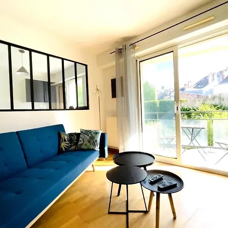 Apartment Casa Fluo Angers