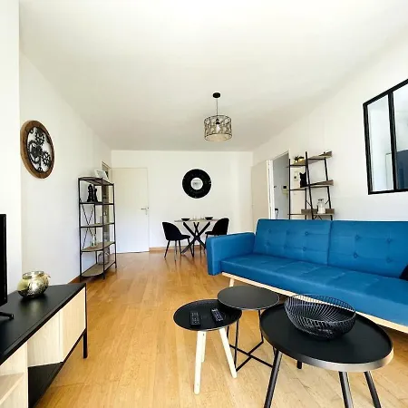 Casa Fluo Apartment Angers