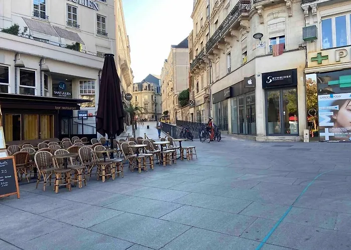 Casa Fluo * Анже